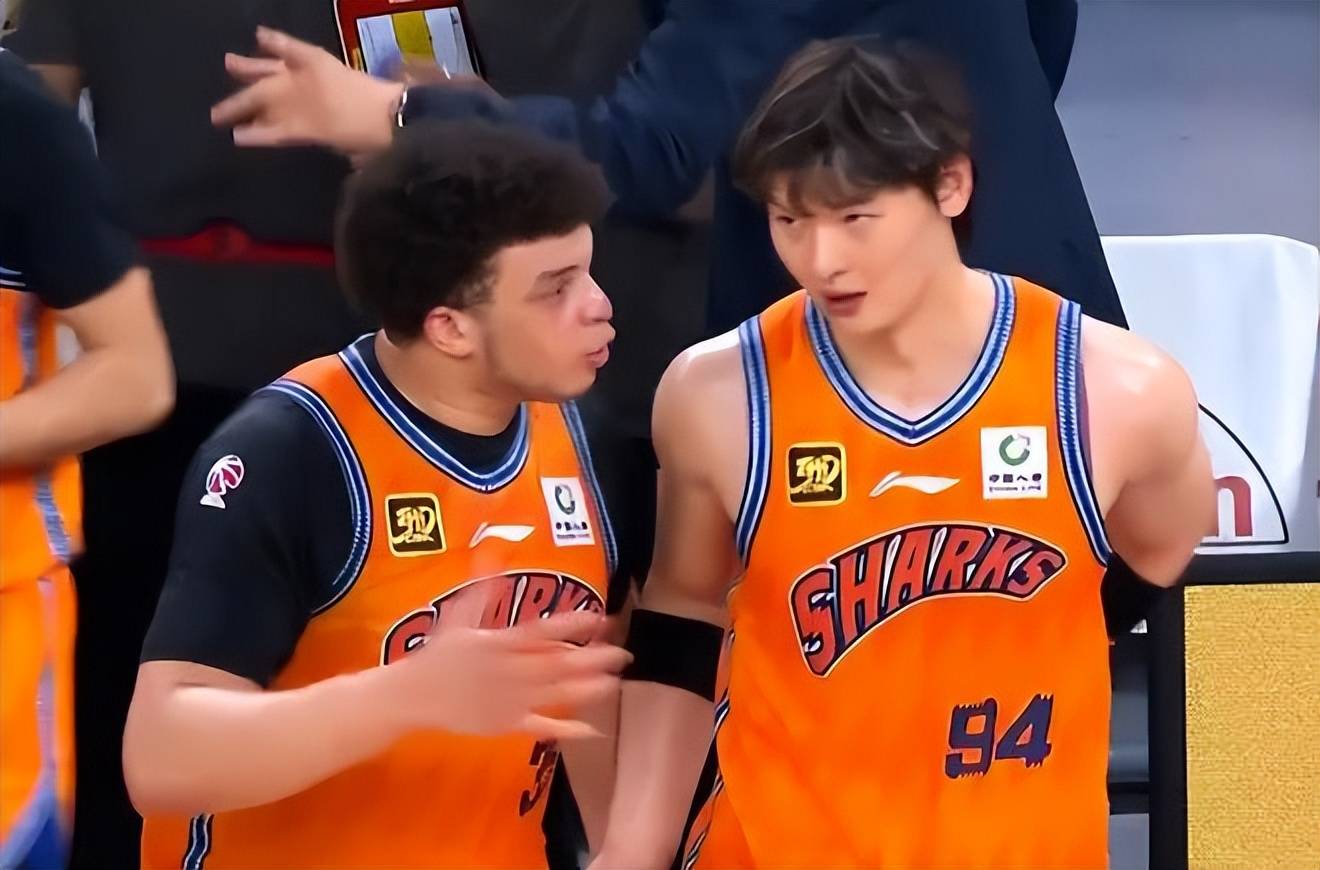 北京首钢坚持拼搏，主场再下一城豪取连胜的简单介绍