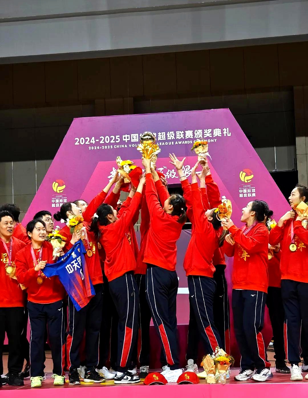 爱游戏体育网站-尼姆主场取胜，实现胜利连连的简单介绍