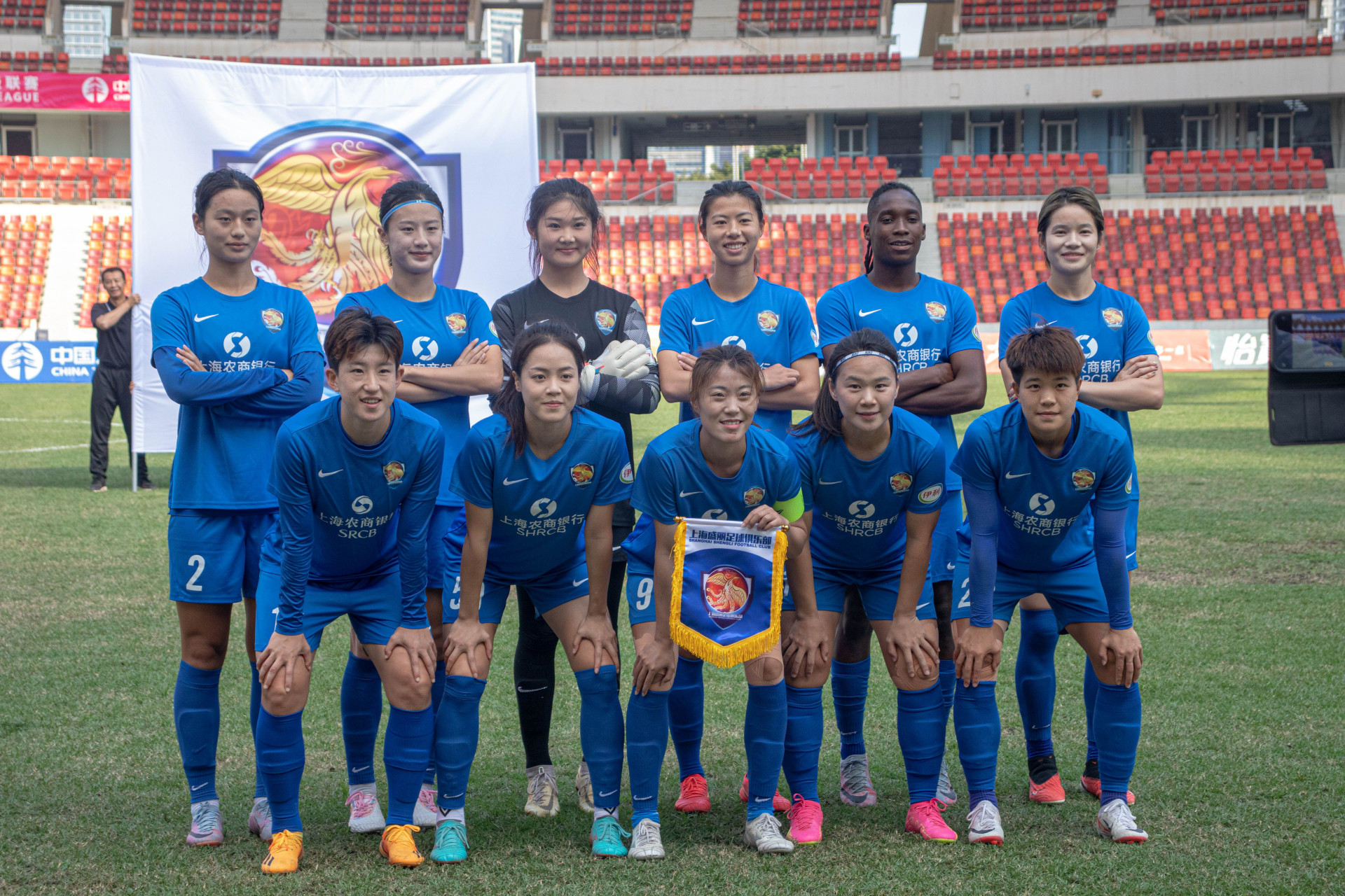 关于国内女足联赛赛场上,团队协作完美的信息 关于国内女足联赛赛场上,团队协作完美的信息