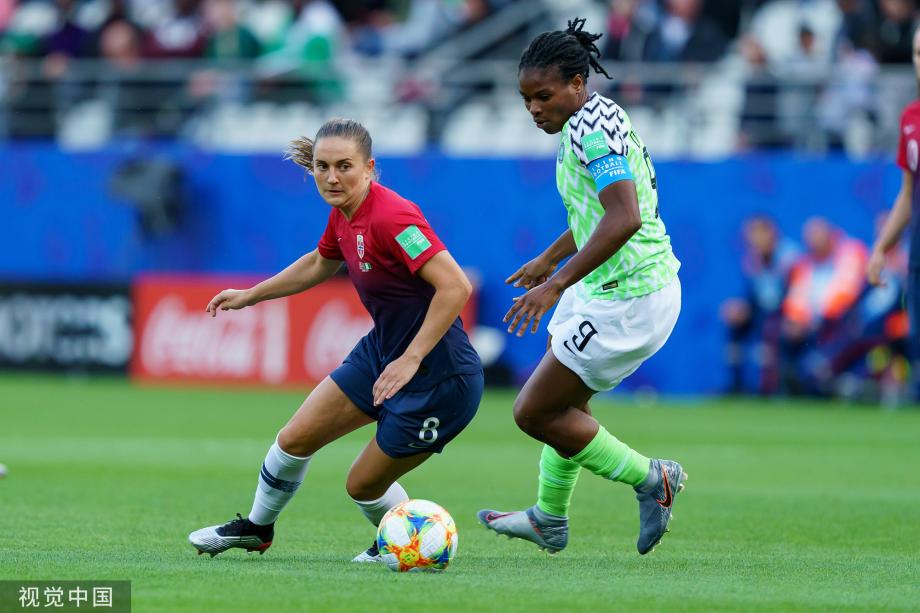 爱游戏体育直播-兰斯队外援表现出色，助球队取得胜利的简单介绍