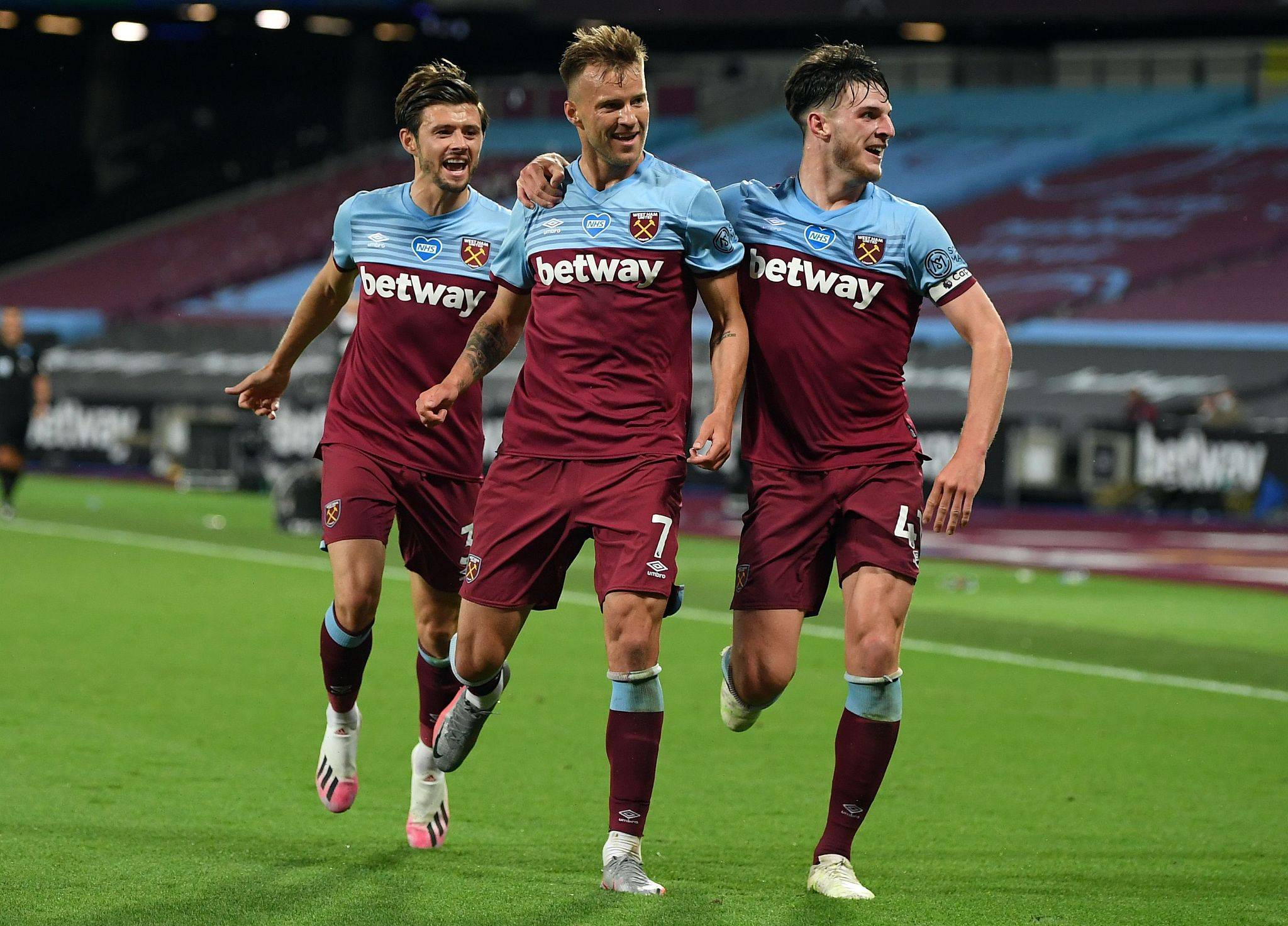 爱游戏体育直播-英超新晋强队连胜，瞄准联赛前四