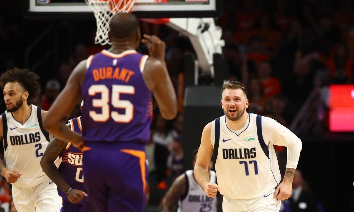 爱游戏官网-独行侠客场力克勇士，凯文杜兰特全场独揽35分的简单介绍