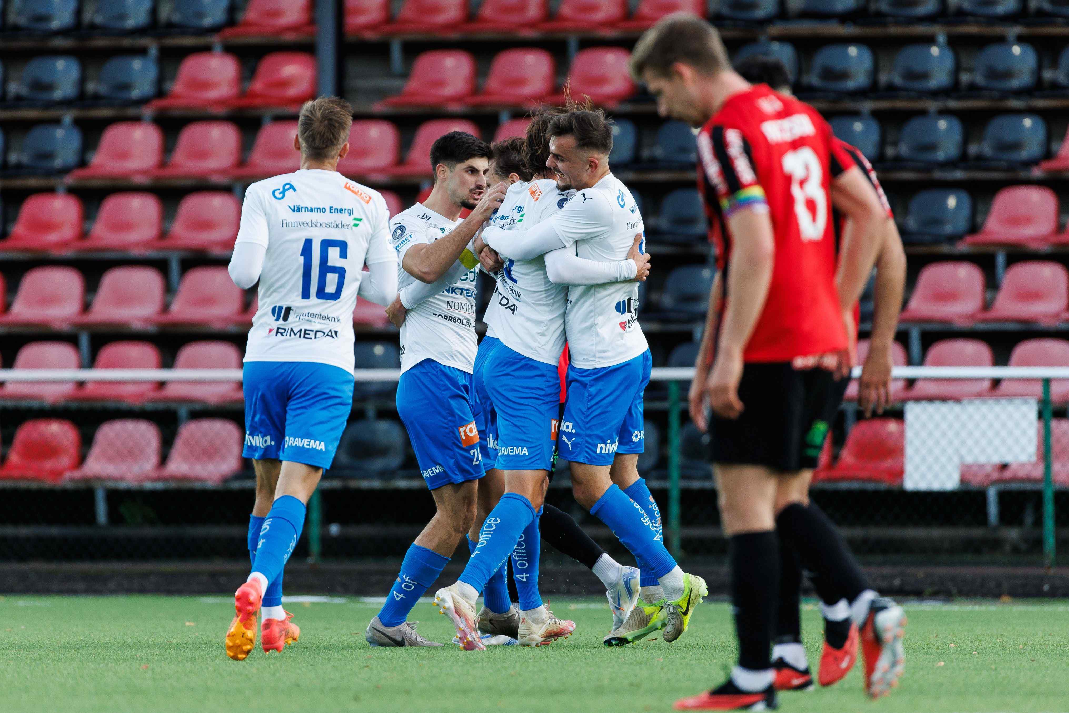 爱游戏官方入口-瑞典队艰难击败克罗地亚，晋级欧洲杯预选赛