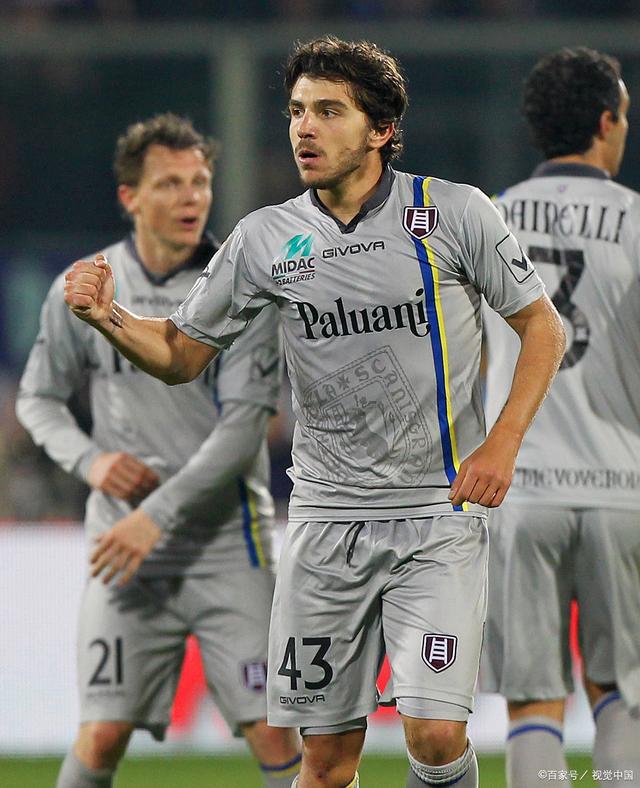 包含阿尔艾因队员实力足够,轻松晋级下一轮的词条 包含阿尔艾因队员实力足够,轻松晋级下一轮的词条