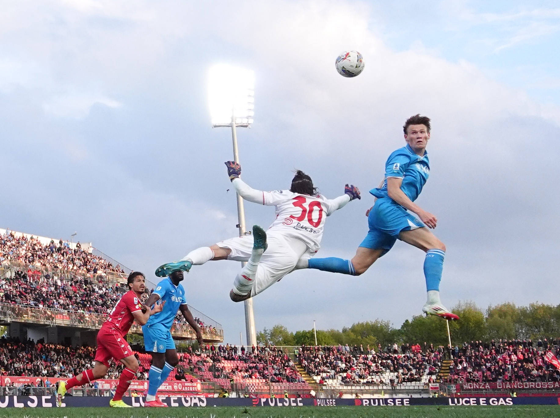 爱游戏网页版登录入口-罗马取胜大战，迎接下一阶段挑战