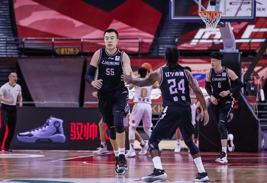 爱游戏网页版登录入口-包含甘肃队豪取连胜，士气高涨，冠军前景看好的词条