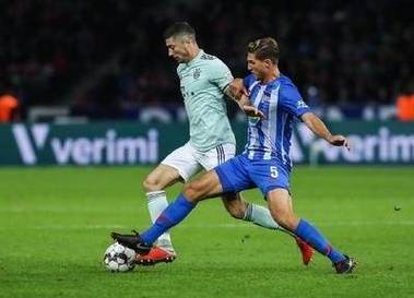 柏林赫塔青训球员表现出色,或获得一线队机会 柏林赫塔青训球员表现出色,或获得一线队机会