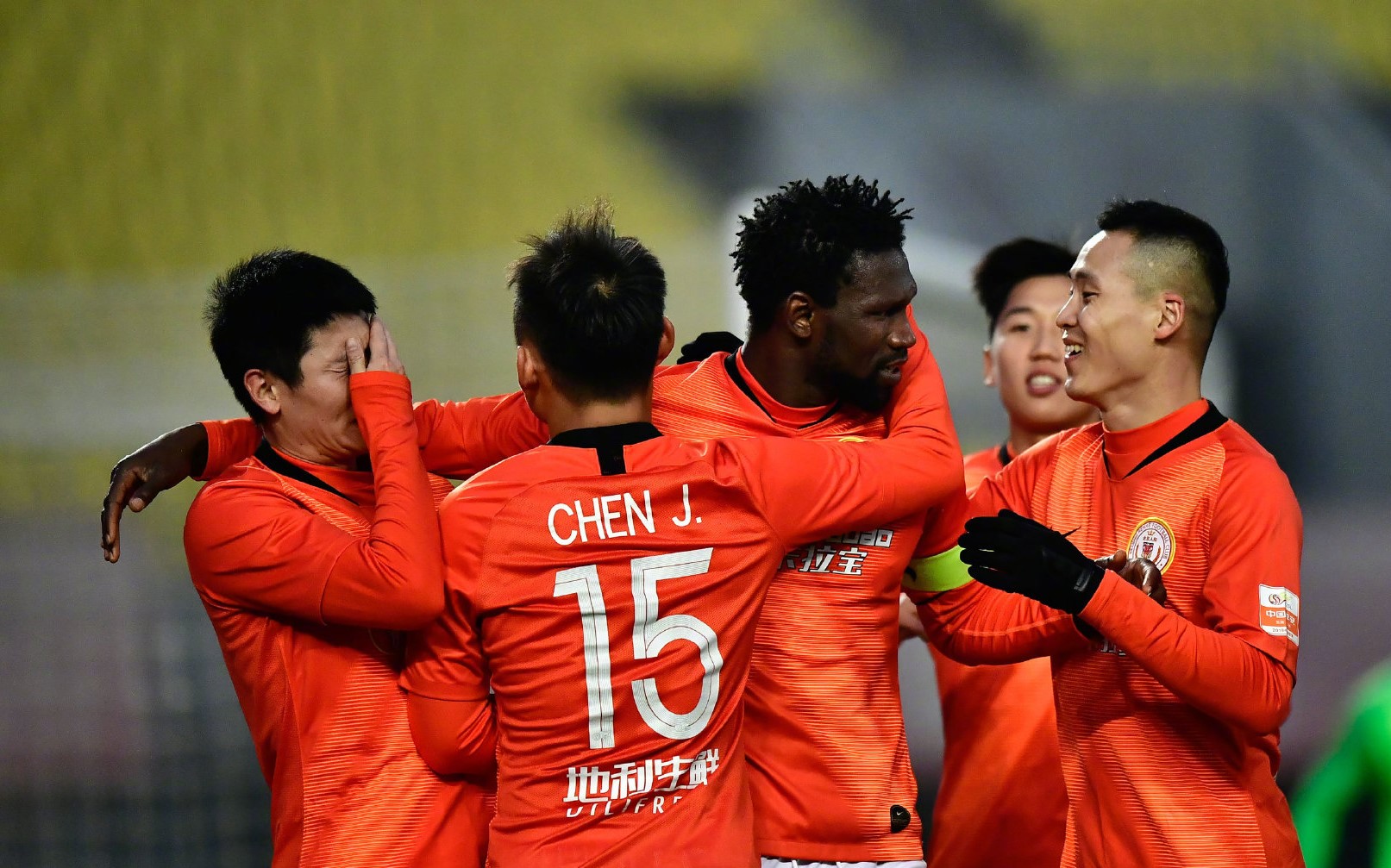 河南建业客场输给河北永和,遭遇困境 河南建业客场输给河北永和,遭遇困境